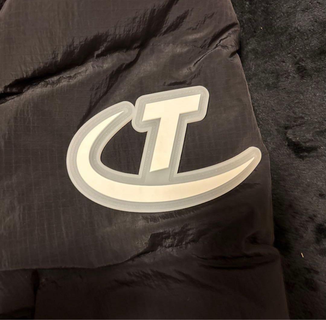 【美品】最安値 トラップスター trapstar ダウン 黒 ブラック