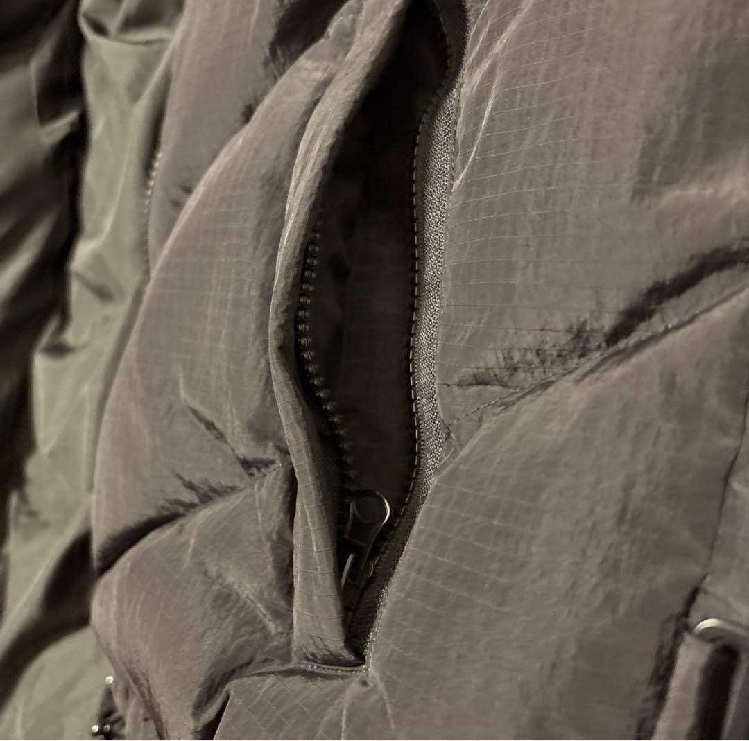 【美品】最安値 トラップスター trapstar ダウン 黒 ブラック