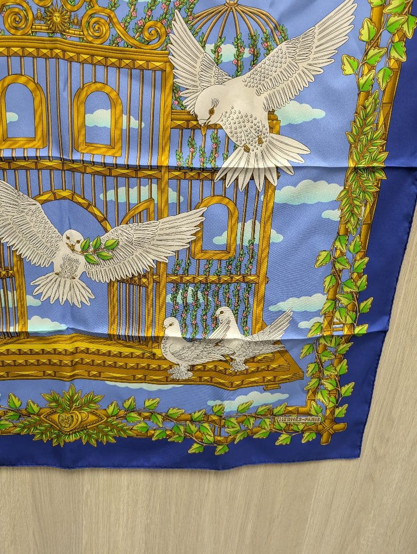 HERMES カレ90 スカーフ プレオウンド 1995年製 鳩 鳥かご - メルカリ