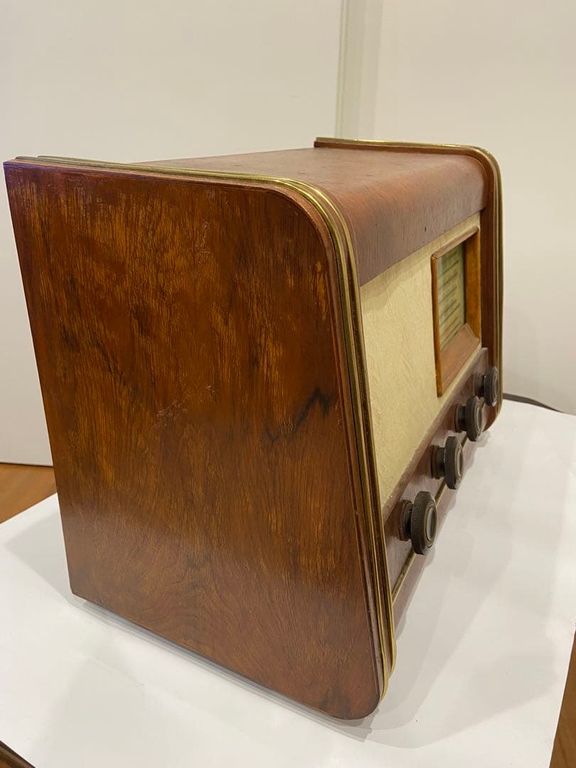 アンティーク真空管ラジオ