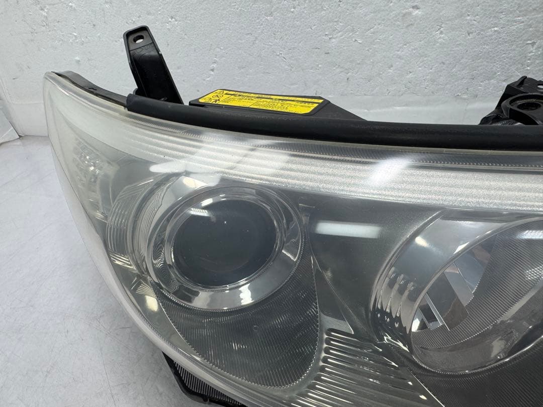 トヨタ エスティマ 50系 後期 中期 純正 HIDヘッドライト 左右セット