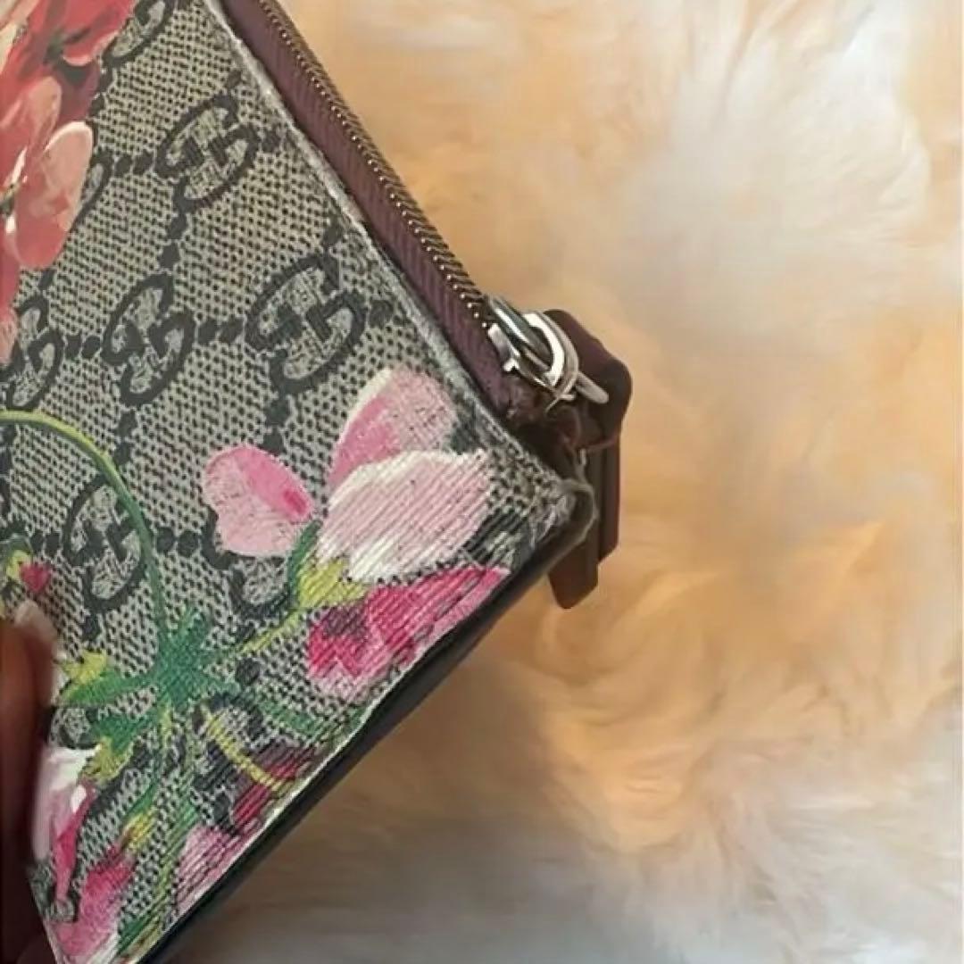 Gucci 花柄 キーケース