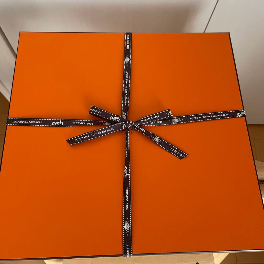 はなこ様新品エルメス スカーフ カレ70 ブリッドドゥガラ バンダナ