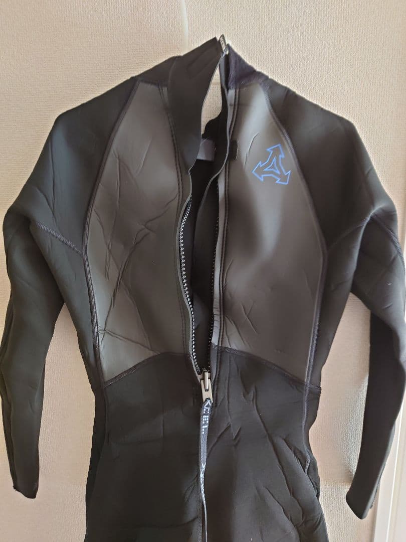 XCEL ウェットスーツ 黒　MSサイズ