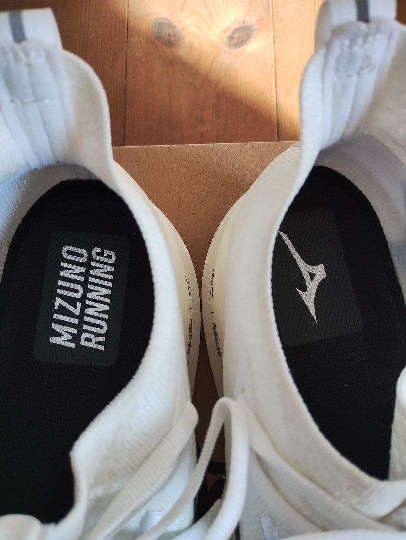 Mizuno NEO VISTA 2 　27.5cm ホワイト/ネイビー