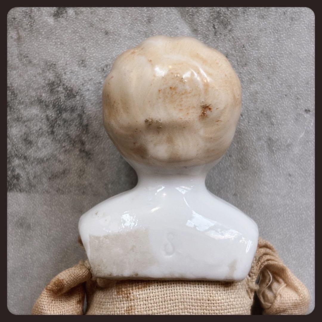 アンティーク　小さなブロンドチャイナヘッドドール