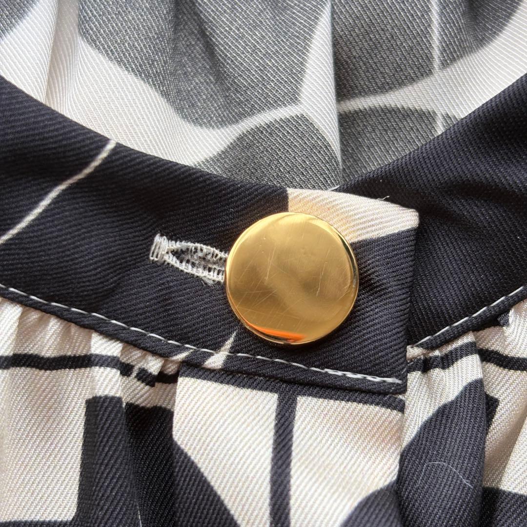 【未使用】ボウタイ　23年　グレースコンチネンタル キカフラワーミニワンピース