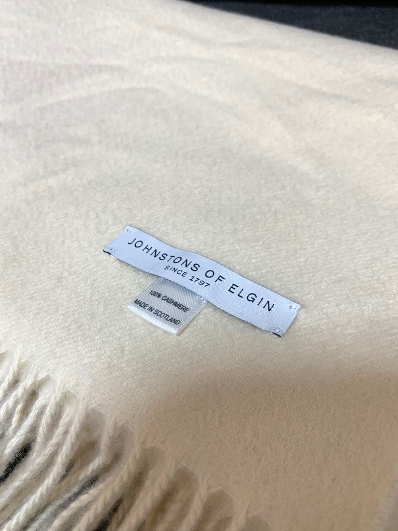 ジョンストンズ　カシミア　大判ストール　ナチュラル系　ホワイト系
