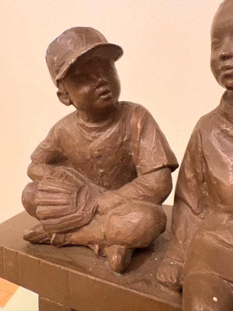 山*猫様 ともだち　　　と思われるブロンズ