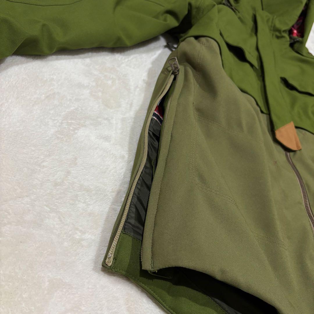 BURTONスノージャケットS カーキ DRYRIDE 防水スノボウェアバートン