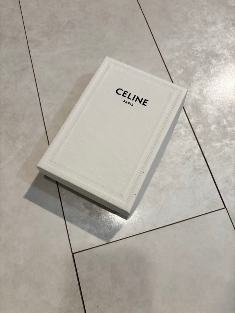 CELINEノット エクストラシンブレスレット ロジウムフィニッシュ ブラス