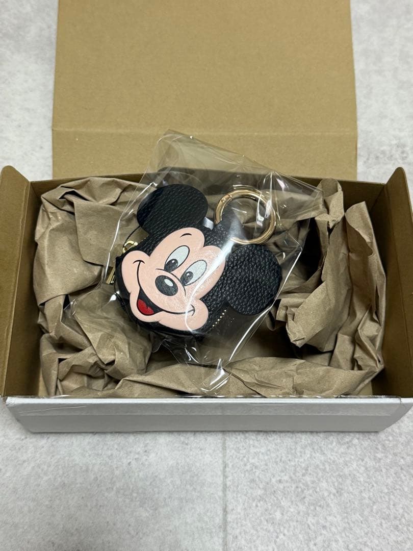 YOIHI ミッキーマウス　バッグチャーム　未開封　新品