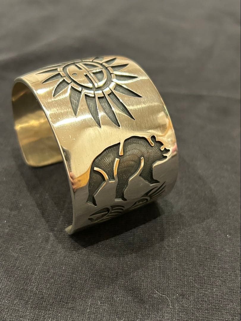 HOPI/ホピ族e Phillips作 オーバーレイ バングル