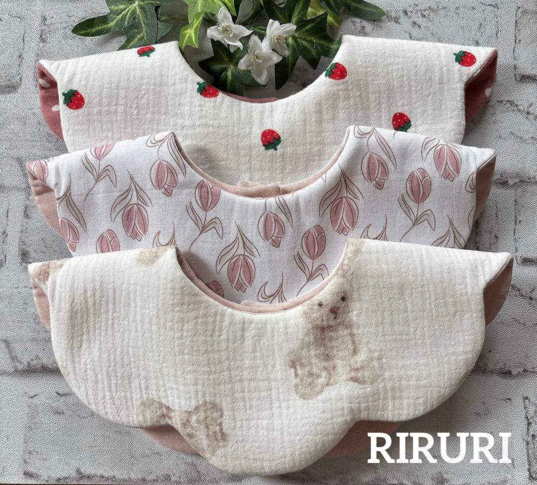 No.287 もくもく花びらスタイ ハンドメイド - メルカリ