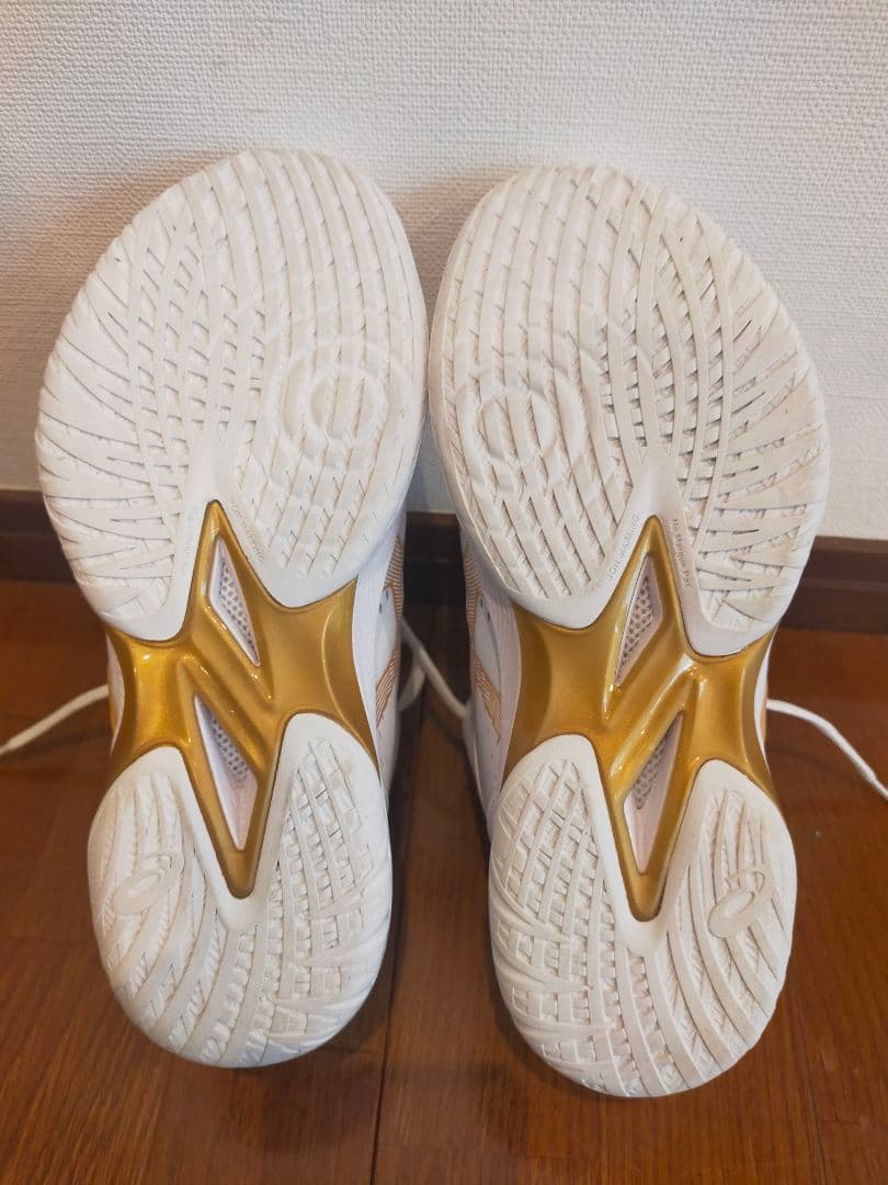 アシックス ゲルフープ V16 26.5cm 2E