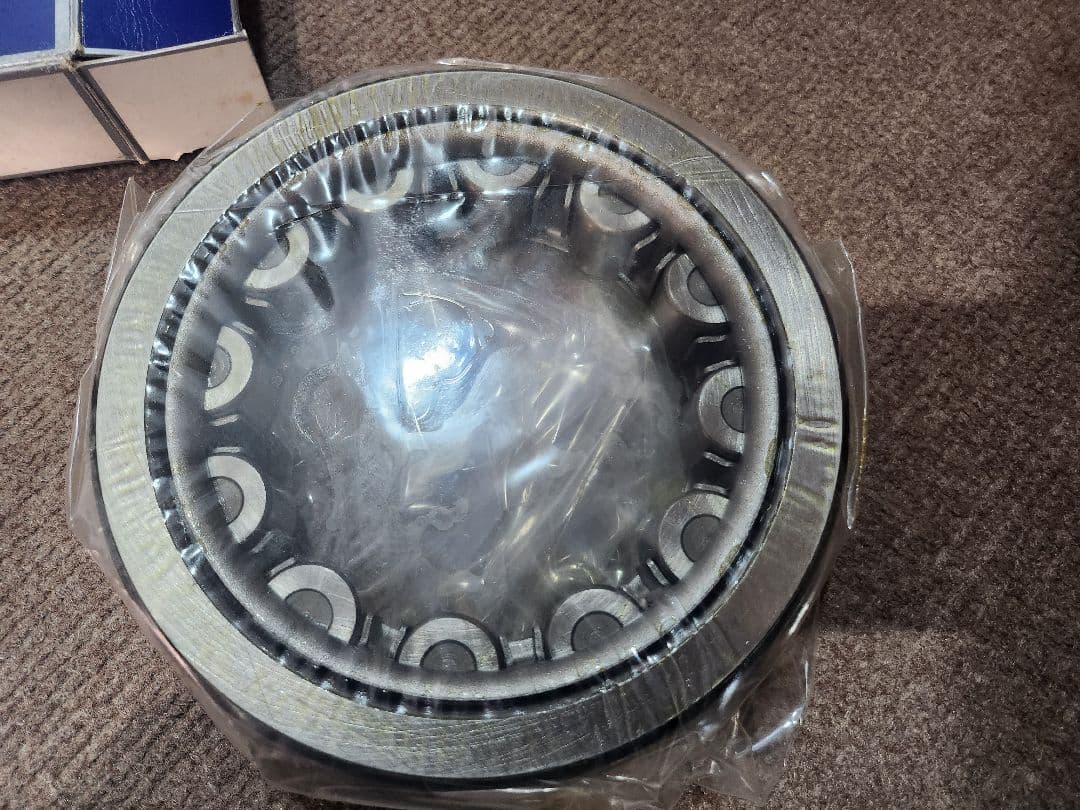 NSK ベアリング NJ315W 604 106