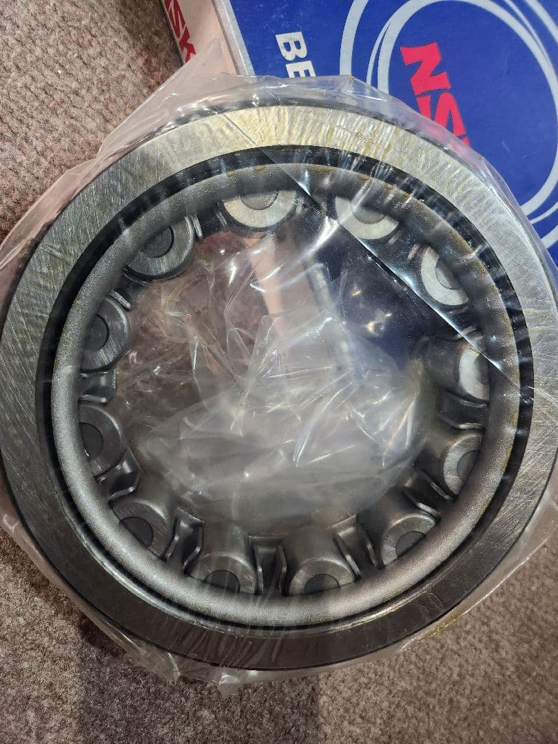 NSK ベアリング NJ315W 604 106