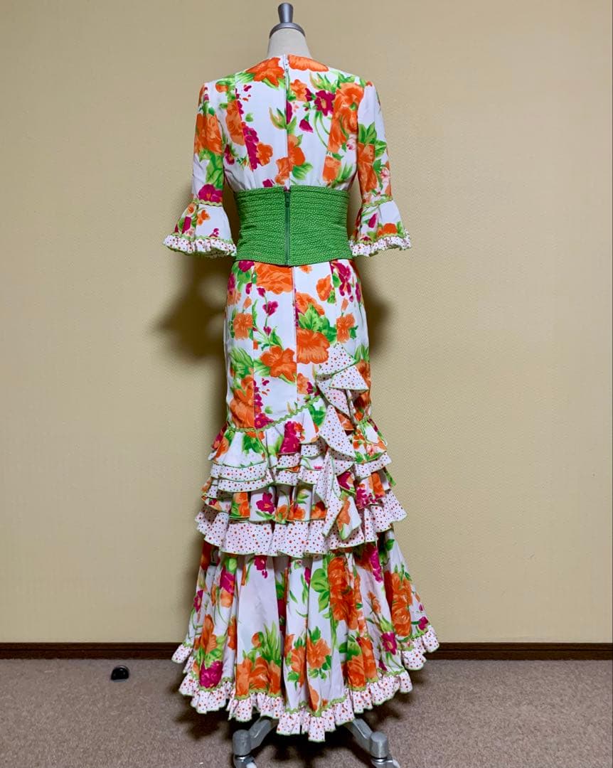 フラメンコ衣装 スペイン製フラワープリントワンピース、ウエスト