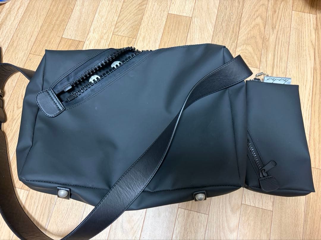 kawa-kawa earコラボ　15bisボディバッグ　ショルダーバッグ