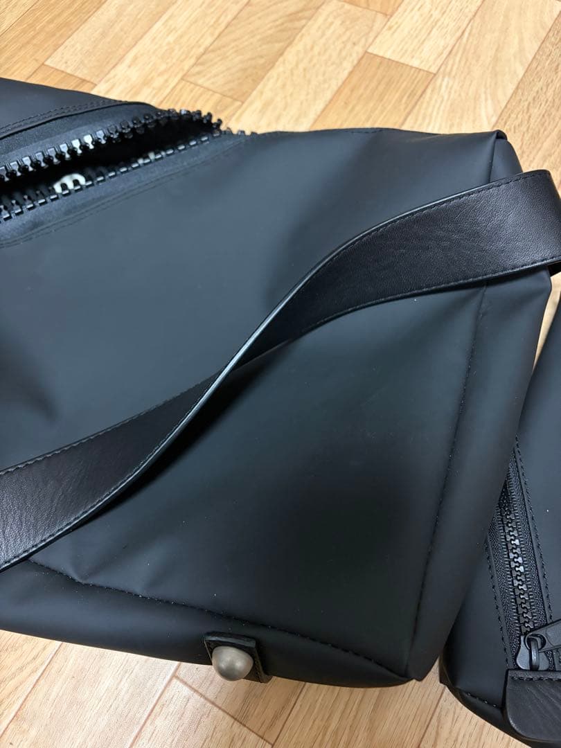 kawa-kawa earコラボ　15bisボディバッグ　ショルダーバッグ