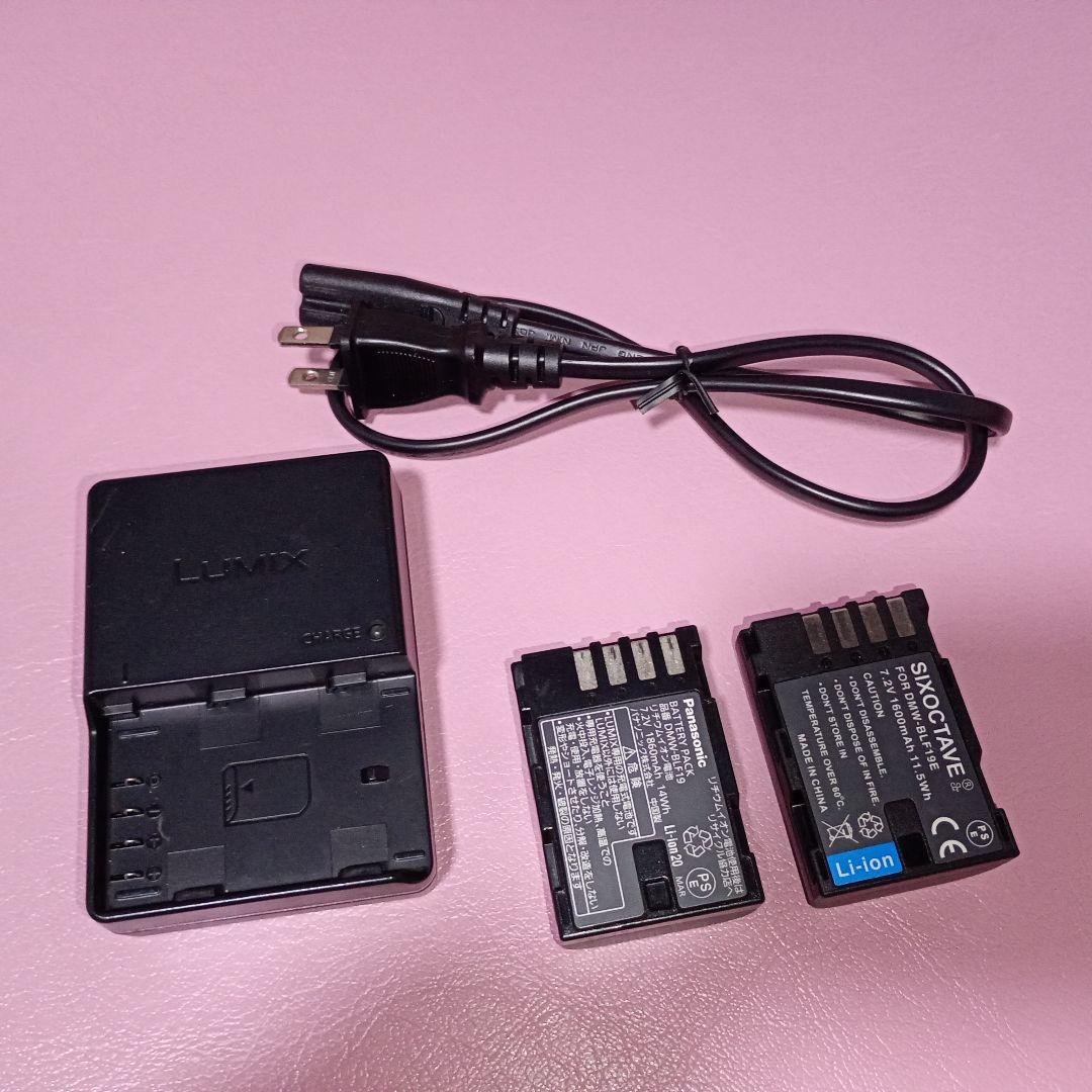 【中古美品】LUMIX GH4 / 1331ショット / バッテリー2個