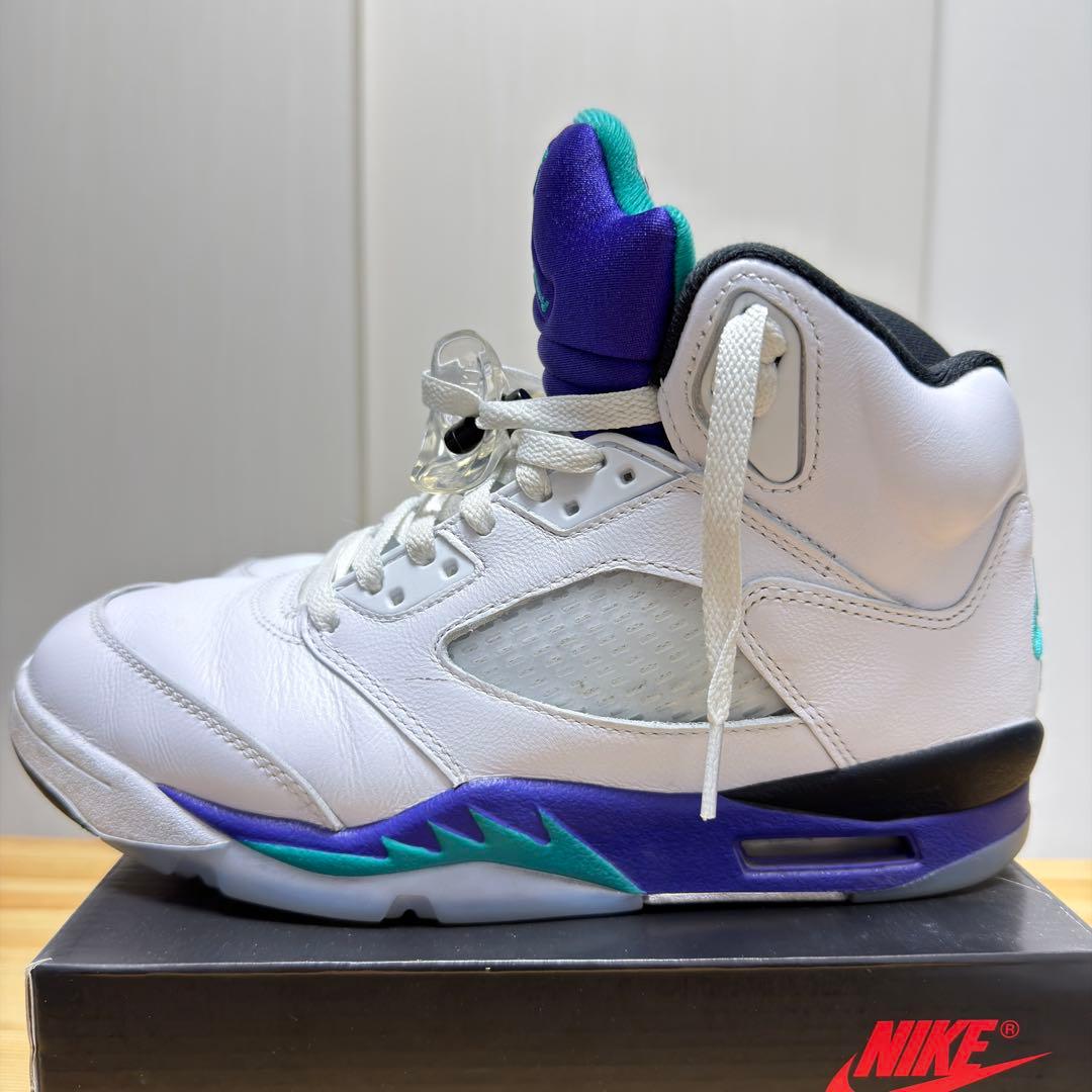 シューズ(男性用) Nike Air Jordan 5 Retro \"Grape\" (2025)