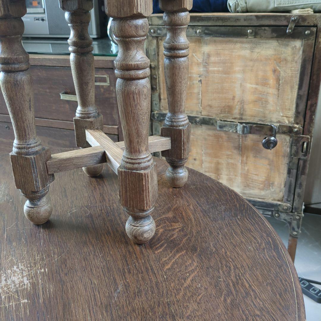 ブロカント　ビィンテージ花台　飾り台　サイドテーブル