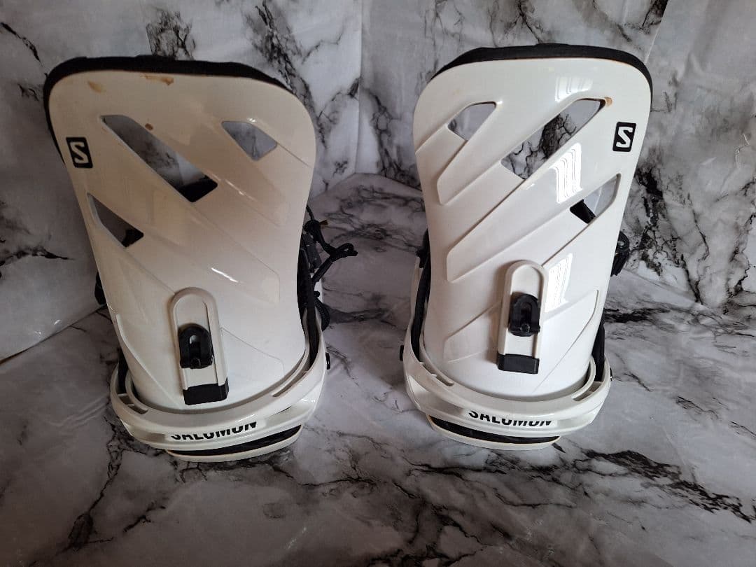 SALOMON サロモン　リズム　スノーボードビンディング