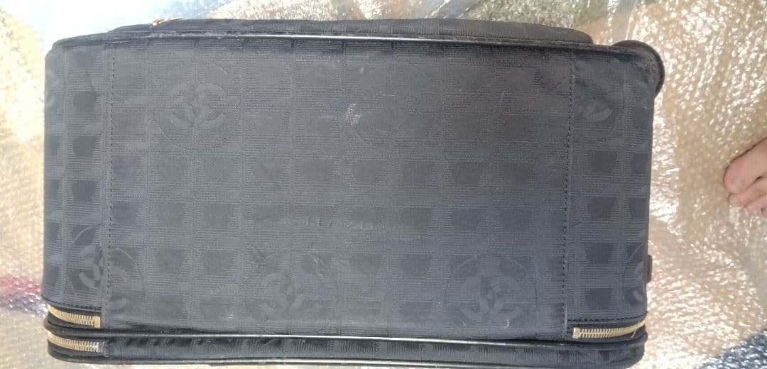 シャネル　ニュートラベルライン　キャリーケース　キャリーバッグ　CHANEL