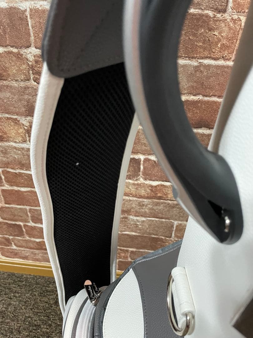 新品/未使用品）DOCUS ドゥーカス キャディバッグ DCC766