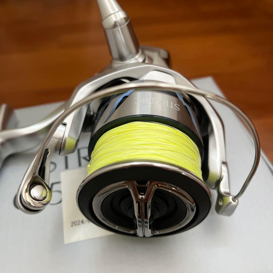 シマノ　23ストラディック C5000XG 使用回数1回 美品