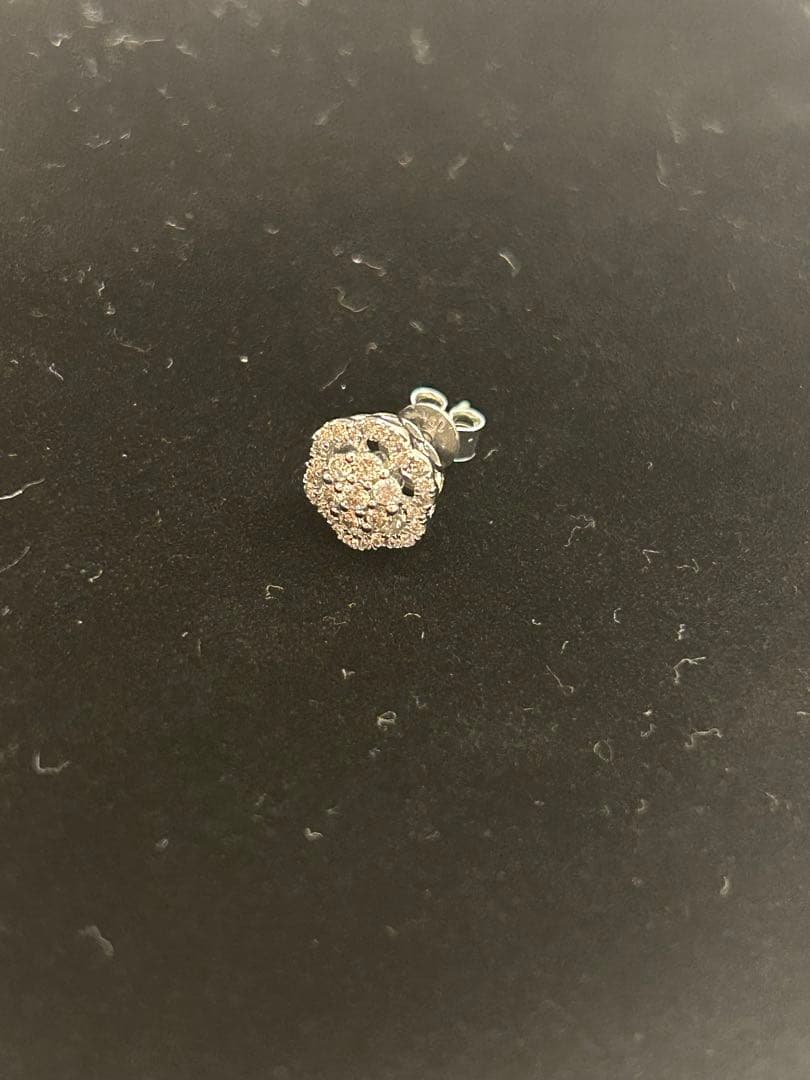 アバランチ　ダイヤモンド 10Kホワイトゴールド ピアス