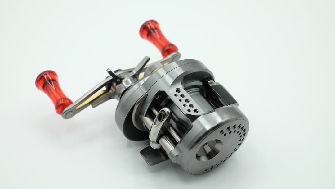 シマノ　カルカッタコンクエスト　BFS HG RIGHT