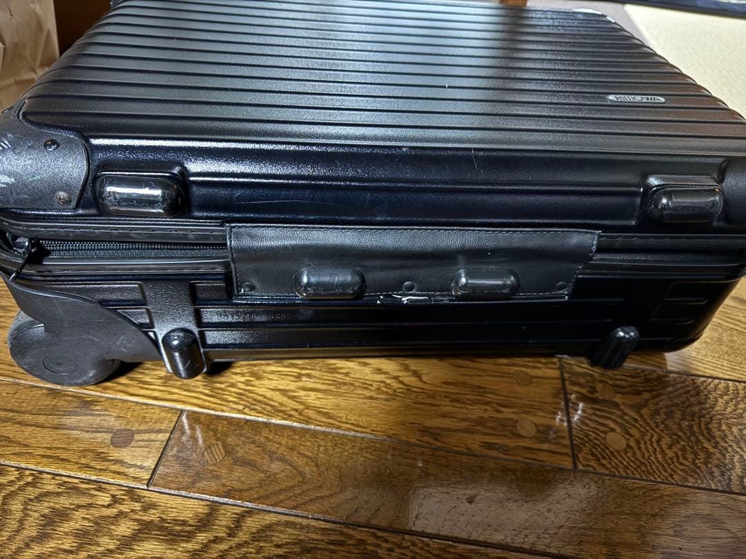 リモワ サルサ 32Lキャリーケース 機内持ち込み