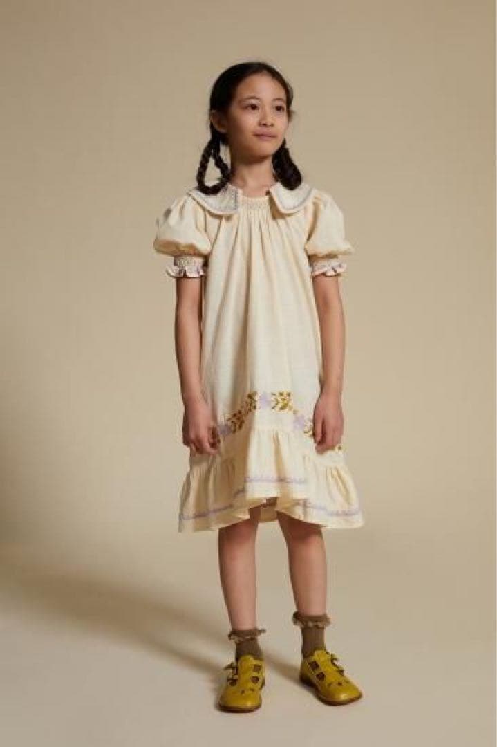 M*e様 apolina ワンピース 5-7y