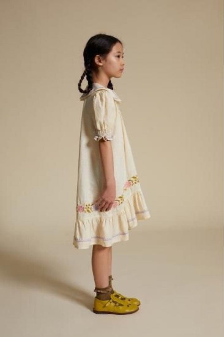 M*e様 apolina ワンピース 5-7y