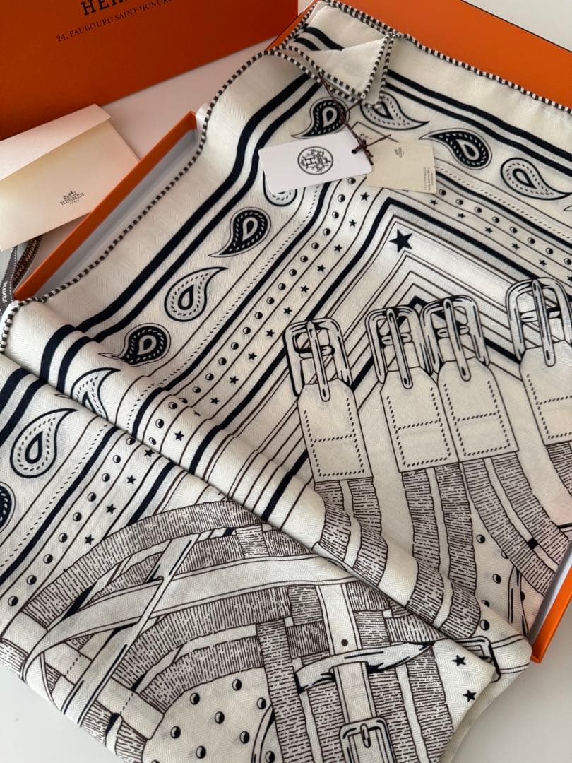 新品未使用　エルメス　2026新作　カレジェアン 《馬銜・バンダナ》本物保証