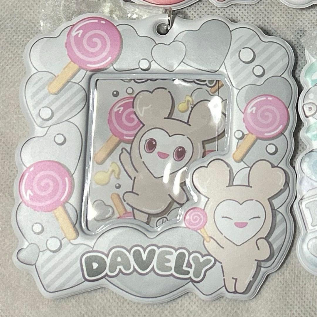 TWICE ダヒョン ダブリー カードホルダー - メルカリ