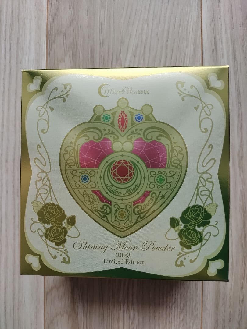 ミラクルロマンス シャイニングムーンパウダー 2023 美少女戦士セーラームーン