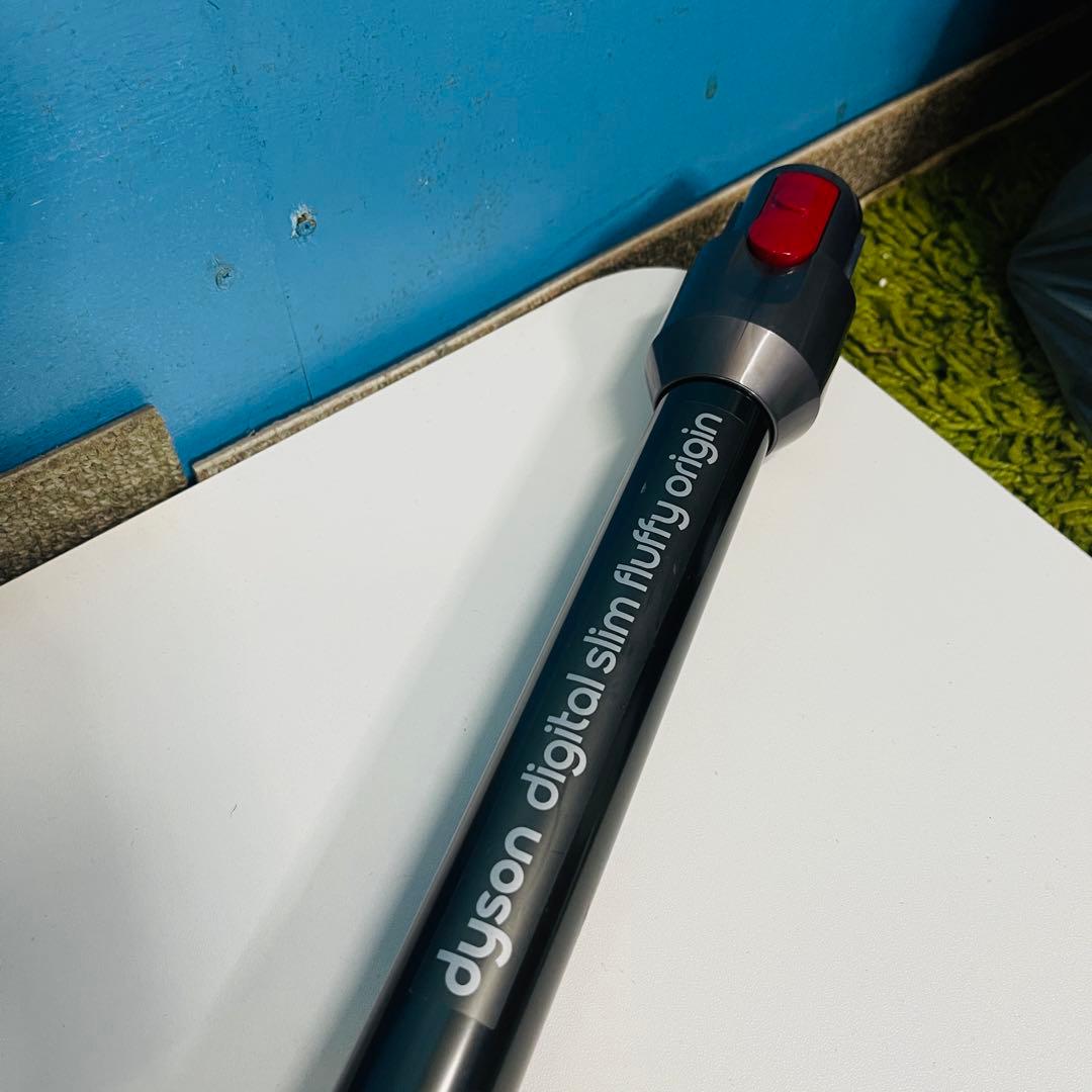 ダイソン SV18 ヘッドローラーとチャージャー付き