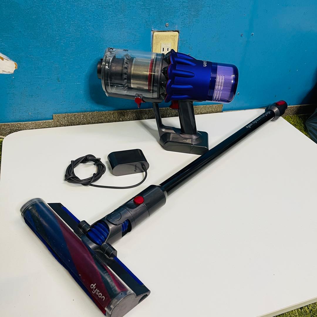 ダイソン SV18 ヘッドローラーとチャージャー付き