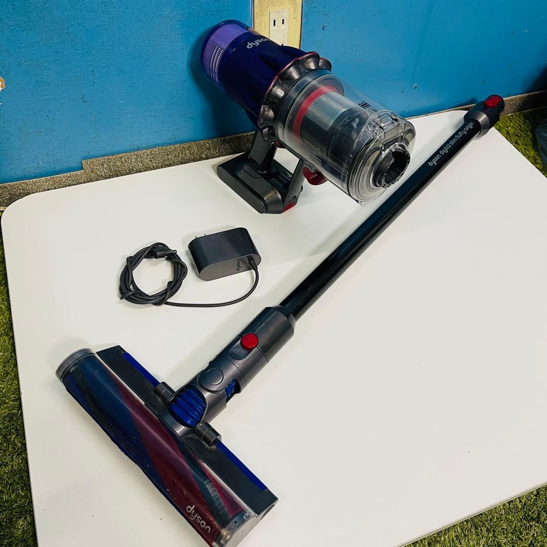 ダイソン SV18 ヘッドローラーとチャージャー付き