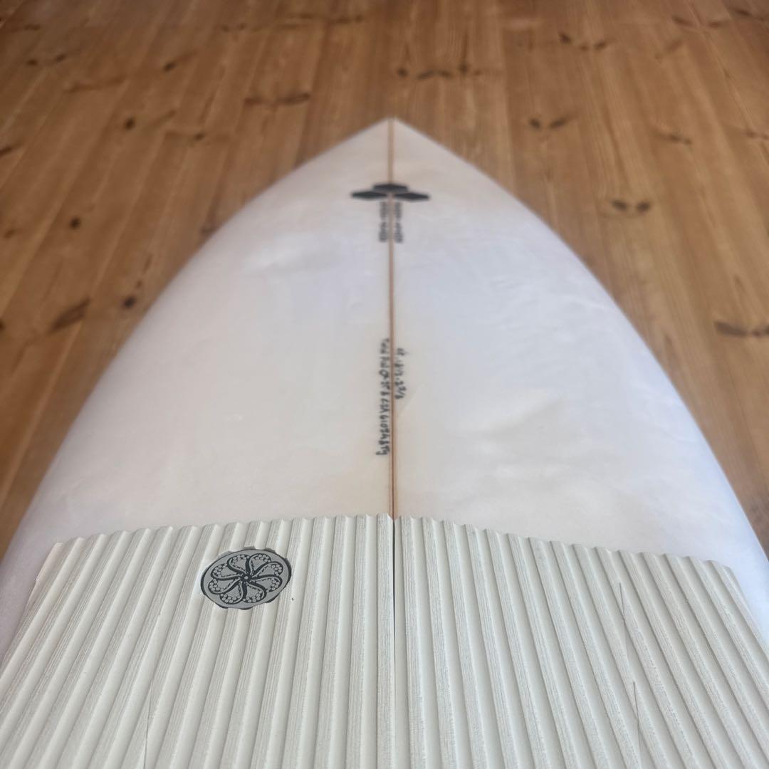 TWIN PIN アルメリック 5.5 ショートボード マイキー フェブラリー