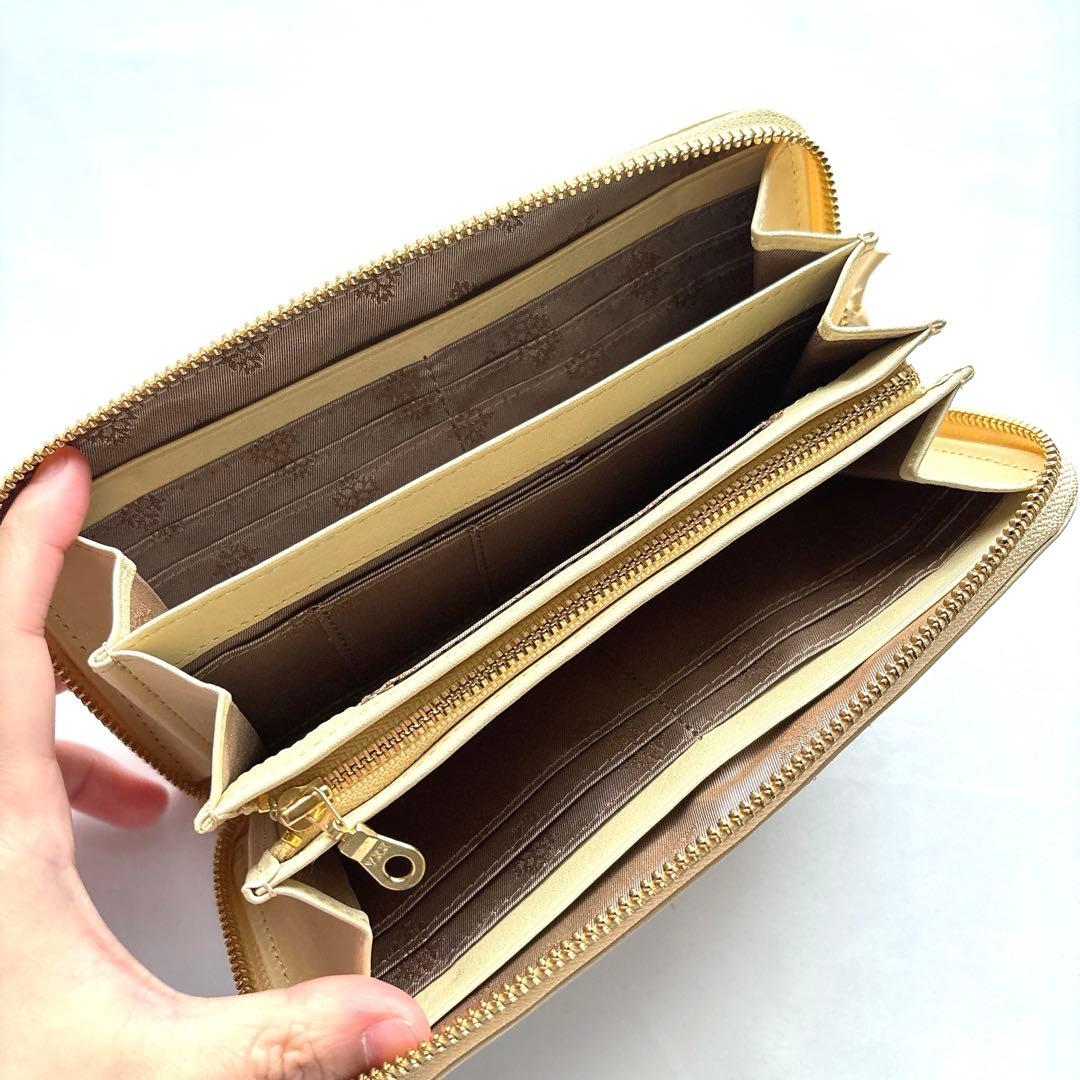 【美品・冬限定カラー】DAKOTA ダコタ カッシーニ ラウンドファスナー長財布