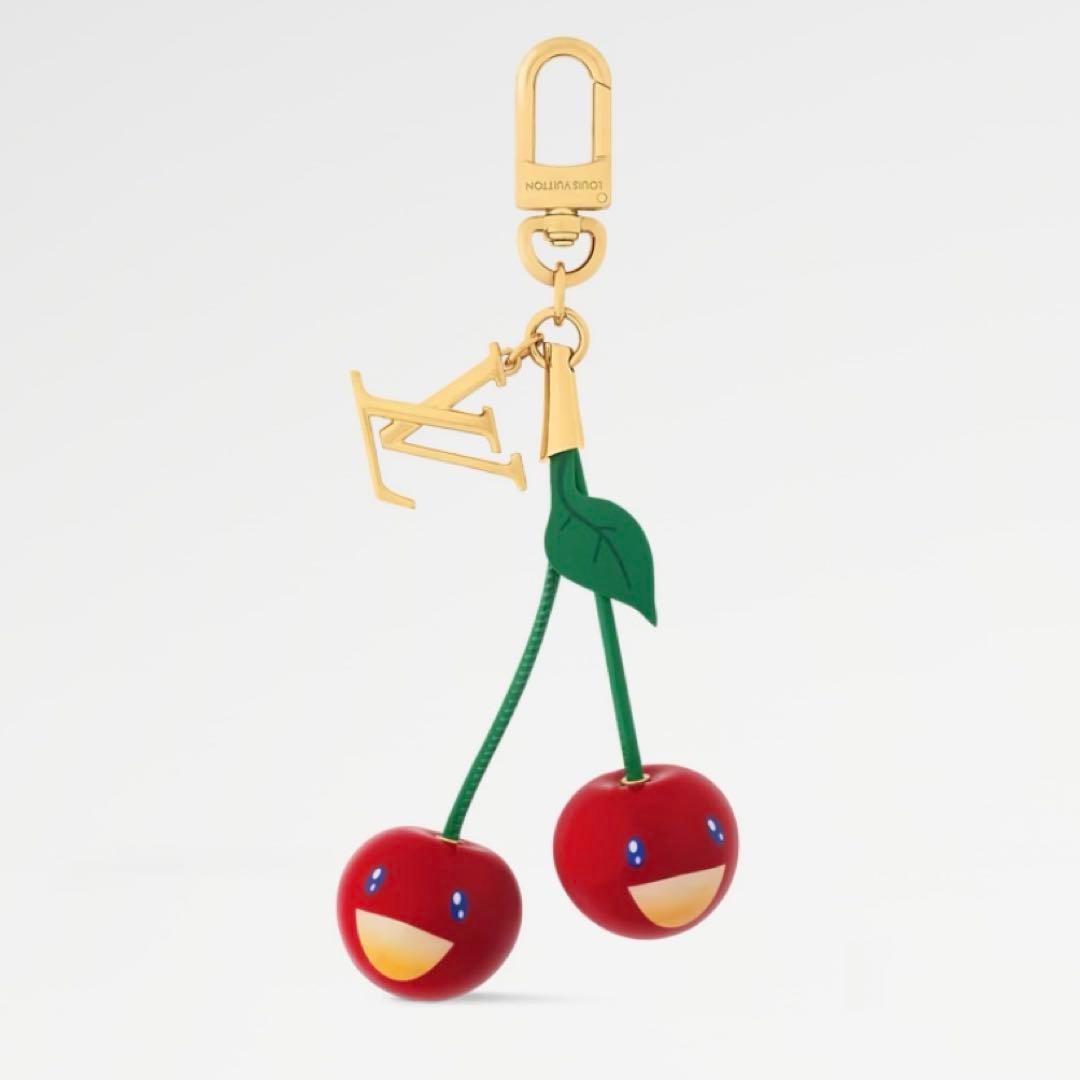 新品未使用♪ 第3章LV × TM バッグチャーム・チェリー M02476 - メルカリ