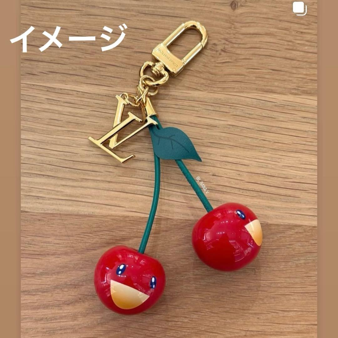 新品未使用♪ 第3章LV × TM バッグチャーム・チェリー M02476 - メルカリ