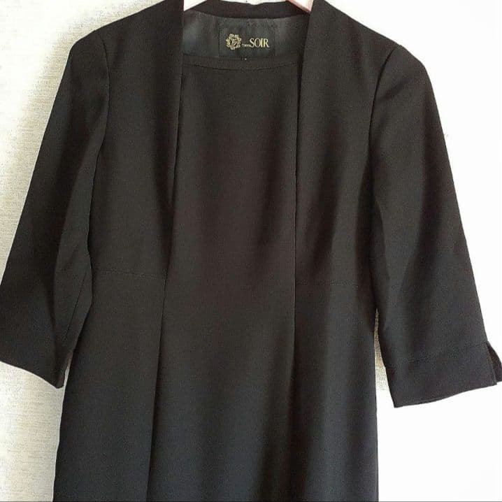 7号【東京ソワール】ブラックフォーマル　礼服　喪服　ジャケット&ワンピース