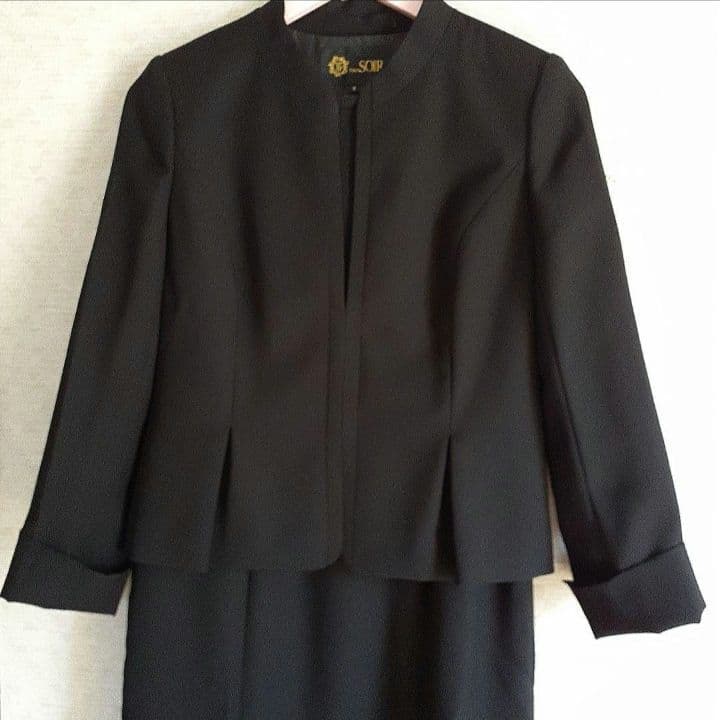 7号【東京ソワール】ブラックフォーマル　礼服　喪服　ジャケット&ワンピース