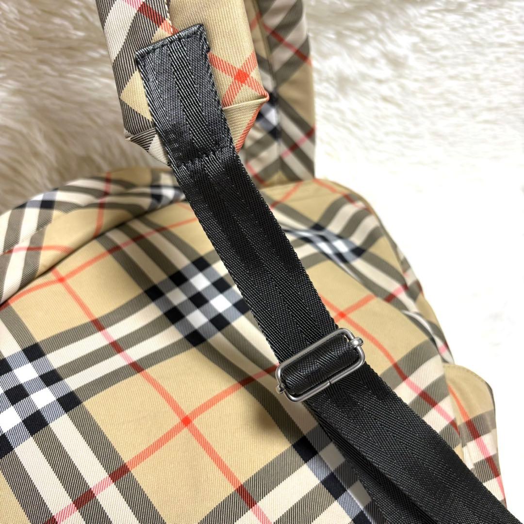 【新品同様・現行品】BURBERRY チェックプリントスモール　バックパック