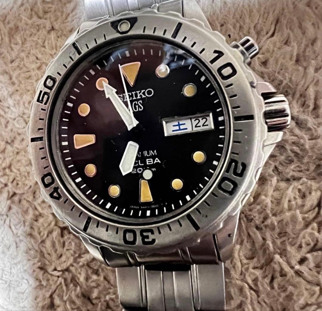 希少 ビンテージ品 スキューバダイバー チタニウム トロピカルダイヤル